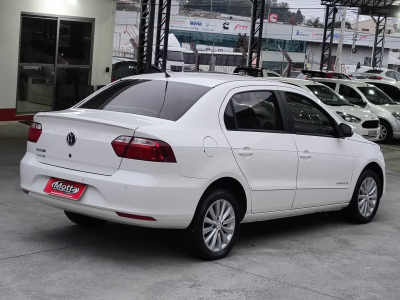 VOYAGE 1.0 MI COMFORTLINE 8V FLEX 4P MANUAL - 2015 - CAXIAS DO SUL