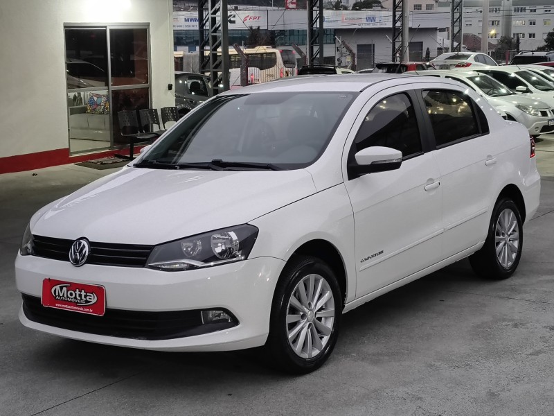 VOYAGE 1.0 MI COMFORTLINE 8V FLEX 4P MANUAL - 2015 - CAXIAS DO SUL