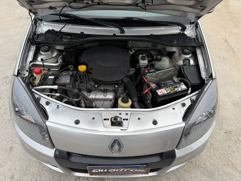 SANDERO 1.6 EXPRESSION 16V FLEX 4P MANUAL - 2014 - CAXIAS DO SUL