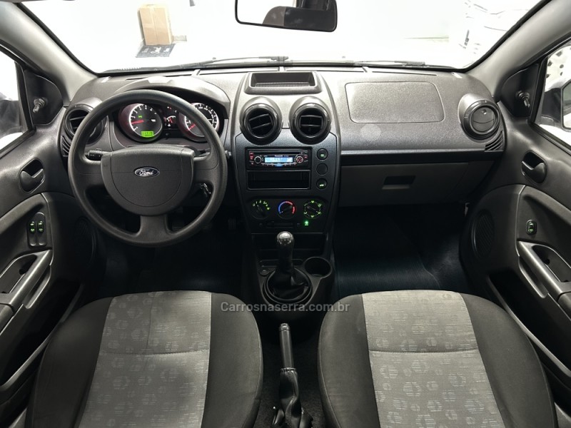 FIESTA 1.0 MPI CLASS 8V FLEX 4P MANUAL - 2013 - NOVA PRATA