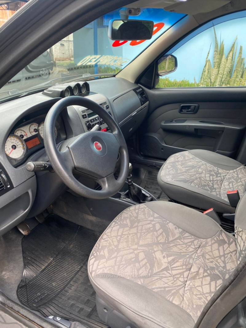 PALIO 1.8 MPI ADVENTURE LOCKER WEEKEND 8V FLEX 4P MANUAL - 2009 - CANELA
