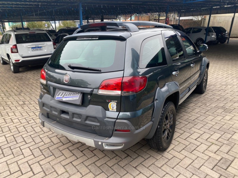 PALIO 1.8 MPI ADVENTURE LOCKER WEEKEND 8V FLEX 4P MANUAL - 2009 - CANELA
