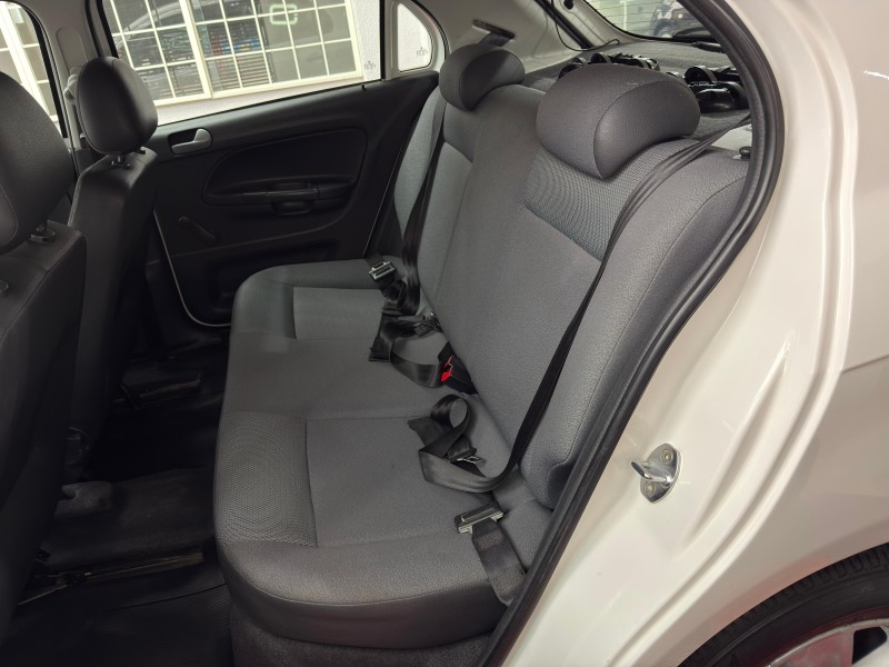 GOL 1.0 MI 8V FLEX 4P MANUAL G.V - 2009 - CAXIAS DO SUL
