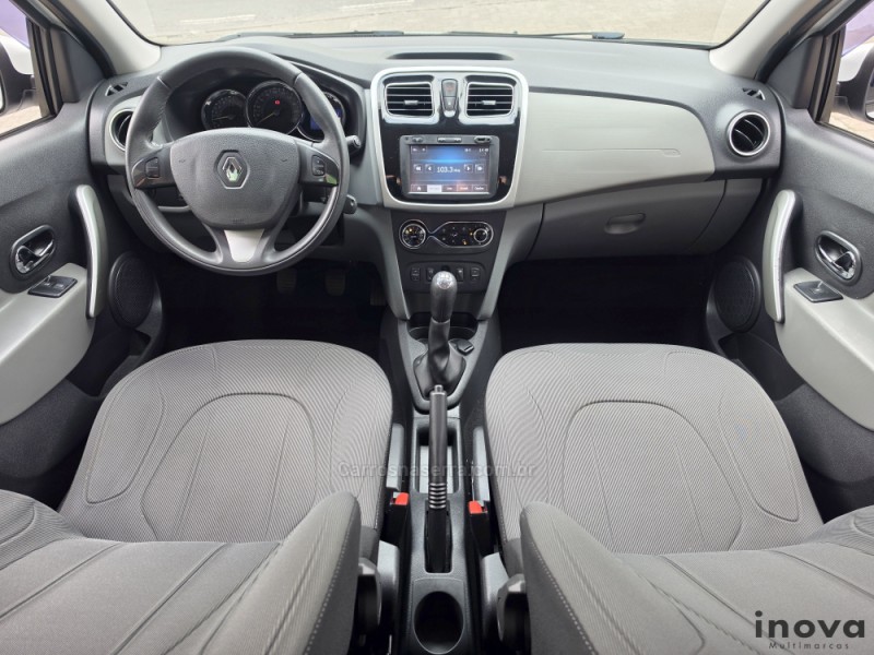 LOGAN 1.6 DYNAMIQUE 8V FLEX 4P MANUAL - 2015 - NOVO HAMBURGO