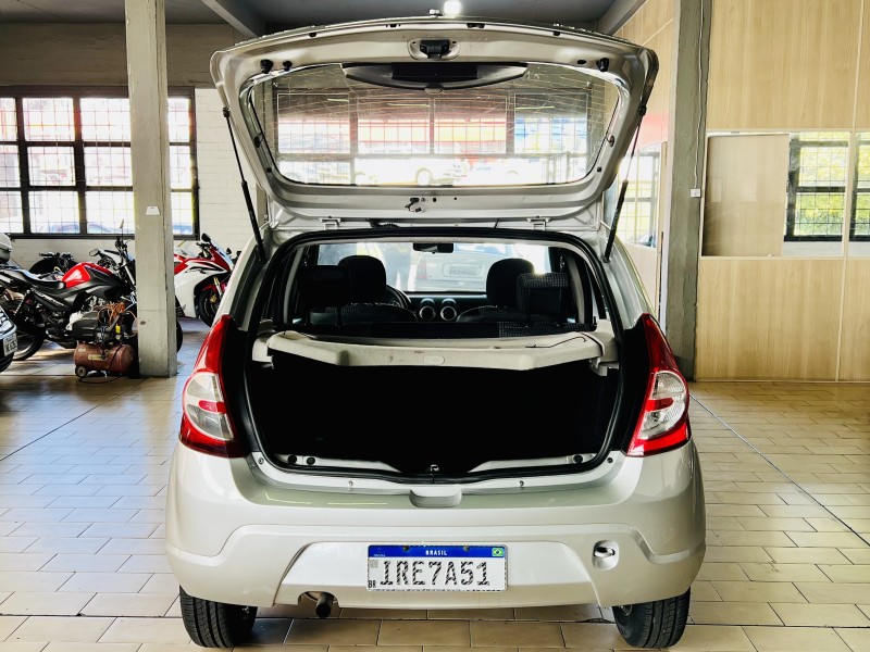 SANDERO 1.0 EXPRESSION 16V FLEX 4P MANUAL - 2011 - CAXIAS DO SUL