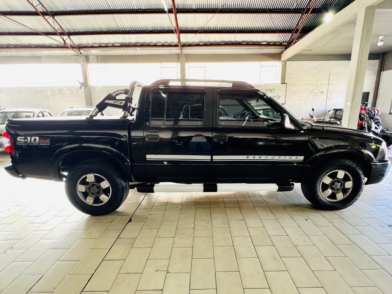 S10 2.8 EXECUTIVE 4X4 CD 12V TURBO ELECTRONIC INTERCOOLER DIESEL 4P MANUAL - 2009 - CAXIAS DO SUL