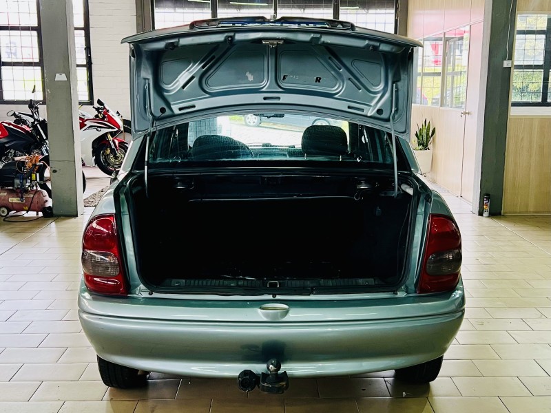 CORSA 1.0 MPFI CLASSIC SEDAN 8V GASOLINA 4P MANUAL - 2003 - CAXIAS DO SUL