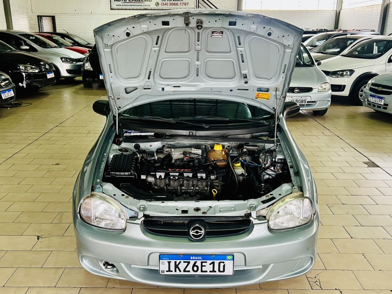 CORSA 1.0 MPFI CLASSIC SEDAN 8V GASOLINA 4P MANUAL - 2003 - CAXIAS DO SUL