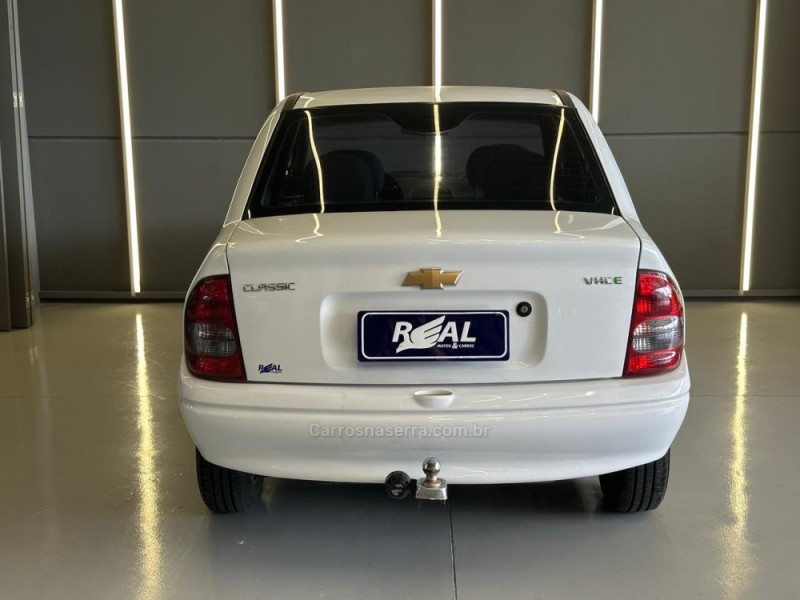 CLASSIC 1.0 VHC LIFE 8V FLEX 4P MANUAL - 2010 - SAPIRANGA