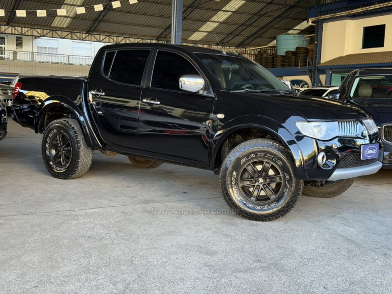 L200 TRITON 3.2 HPE 4X4 CD 16V TURBO INTERCOOLER DIESEL 4P AUTOMÁTICO - 2010 - CAXIAS DO SUL