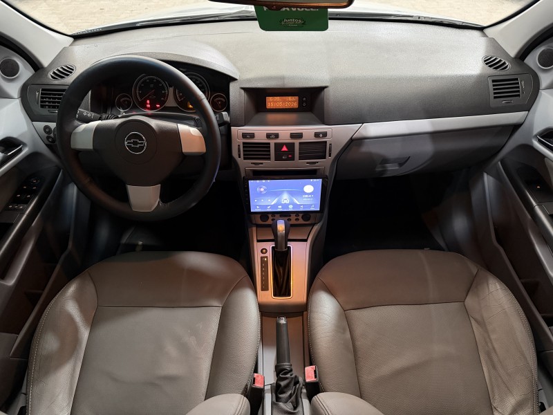 VECTRA 2.0 MPFI ELEGANCE 8V FLEX 4P AUTOMÁTICO - 2006 - CAXIAS DO SUL