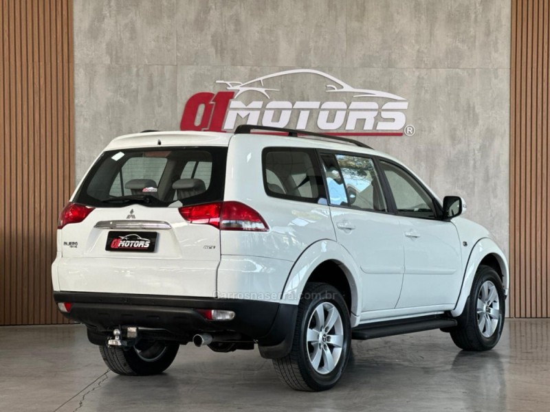 PAJERO DAKAR 3.2 HPE S 4X4 7 LUGARES 16V TURBO INTERCOOLER DIESEL 4P AUTOMÁTICO - 2016 - NOVO HAMBURGO