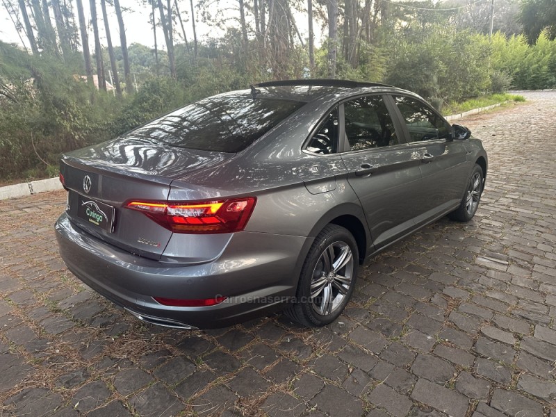 JETTA 1.4 R-LINE 250 16V TSI FLEX 4P AUTOMÁTICO - 2020 - NOVA PRATA