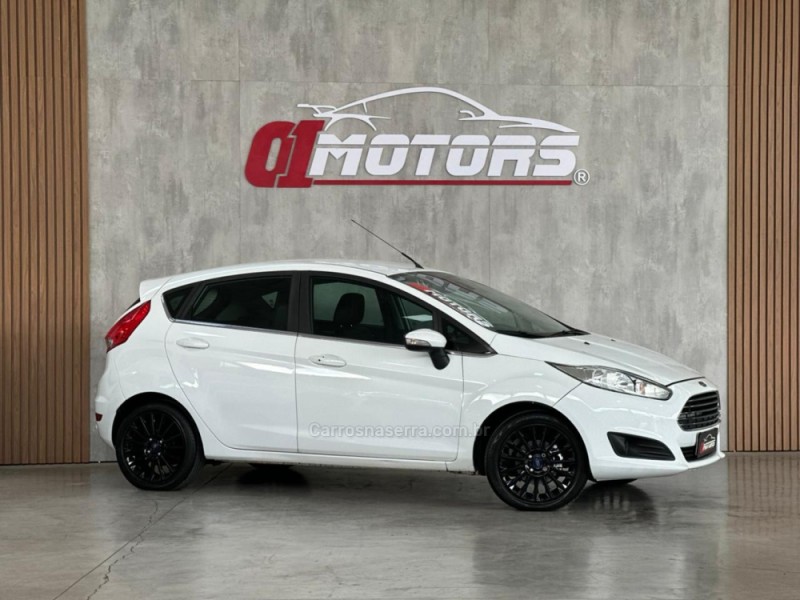 fiesta 1.6 titanium hatch 16v flex 4p automatico 2016 novo hamburgo