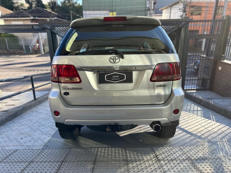 HILUX SW4 3.0 SRV 4X4 CD 16V TURBO INTERCOOLER DIESEL 4P AUTOMÁTICO - 2008 - CAXIAS DO SUL