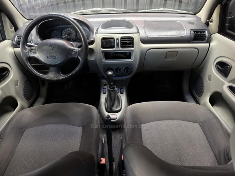 CLIO 1.0 AUTHENTIQUE 16V GASOLINA 4P MANUAL - 2003 - CAXIAS DO SUL