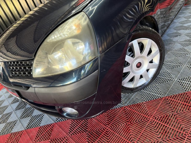 CLIO 1.0 AUTHENTIQUE 16V GASOLINA 4P MANUAL - 2003 - CAXIAS DO SUL