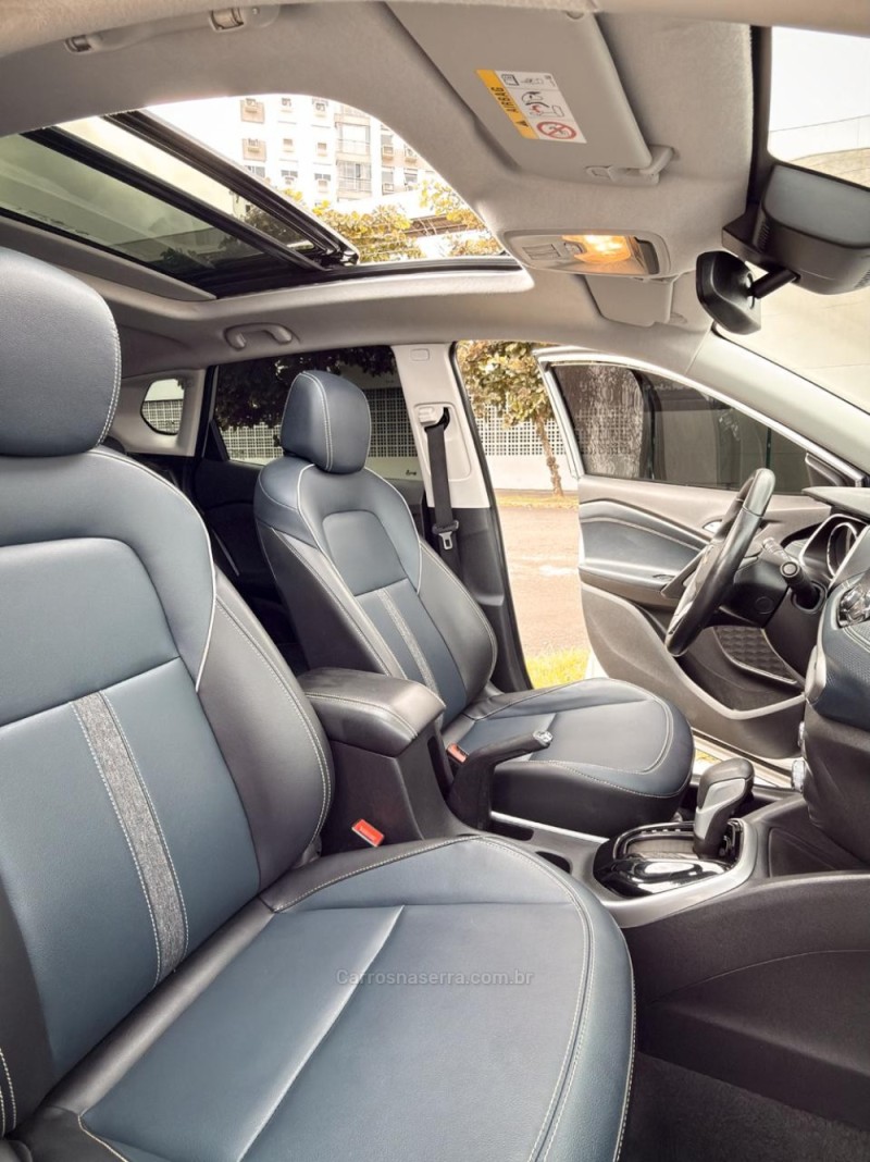 TRACKER 1.2 12V PREMIER TURBO FLEX 4P AUTOMÁTICO - 2021 - NOVO HAMBURGO