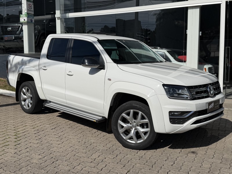 amarok 3.0 v6 tdi highline cd diesel 4motion automatico 2023 caxias do sul