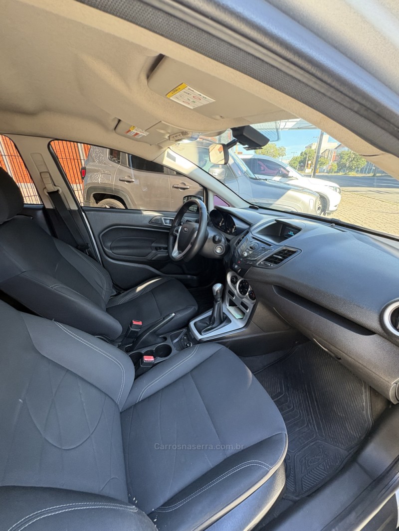 FIESTA 1.6 SEL SEDAN 16V FLEX 4P MANUAL  - 2015 - CAXIAS DO SUL