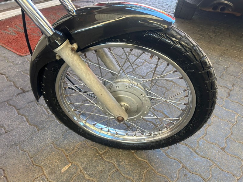 CG 125 FAN - 2008 - TRêS COROAS