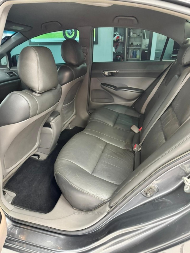CIVIC 1.8 LXS 16V GASOLINA 4P AUTOMÁTICO - 2008 - CAXIAS DO SUL
