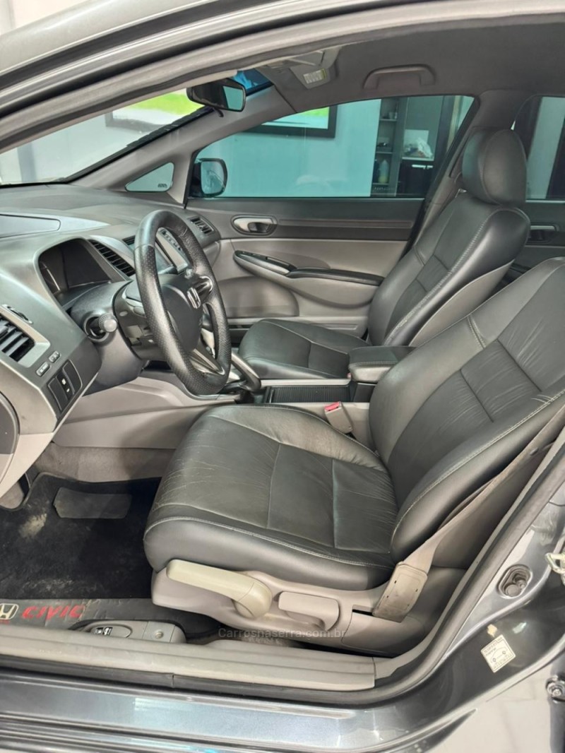 CIVIC 1.8 LXS 16V GASOLINA 4P AUTOMÁTICO - 2008 - CAXIAS DO SUL
