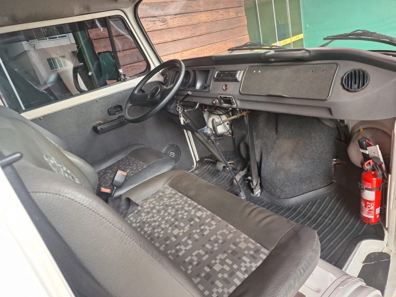 KOMBI 1.4 MI STD 8V FLEX 3P MANUAL - 2007 - DOIS IRMãOS
