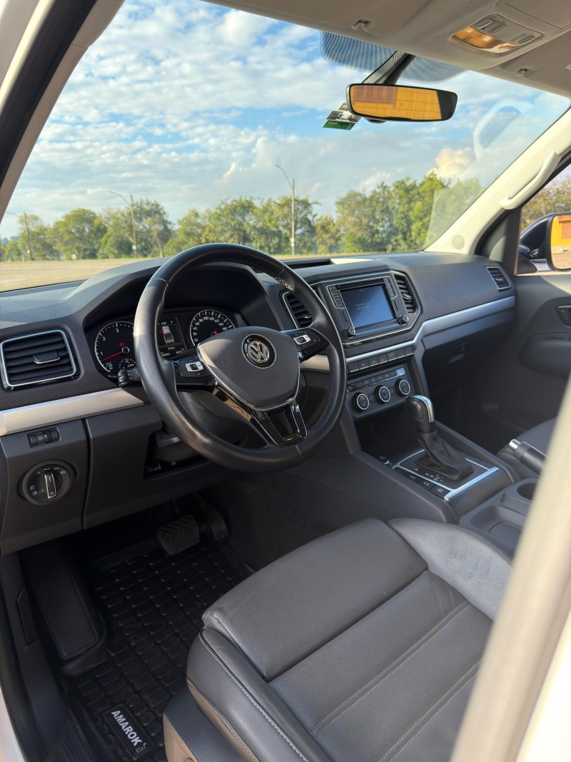 AMAROK 3.0 V6 TDI HIGHLINE CD DIESEL 4MOTION AUTOMÁTICO - 2024 - ANTôNIO PRADO