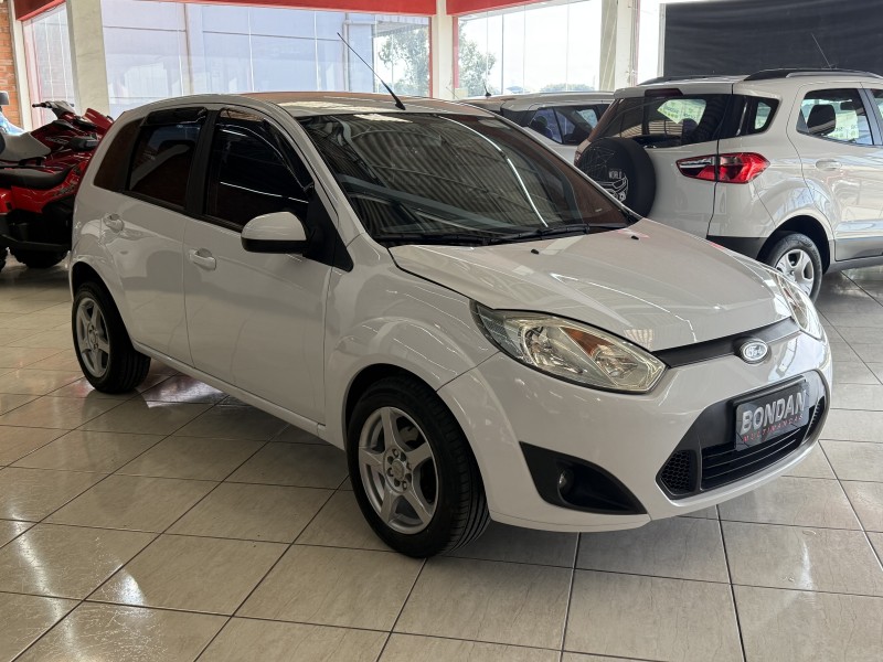 FIESTA 1.6 ROCAM HATCH 8V FLEX 4P MANUAL - 2014 - FARROUPILHA