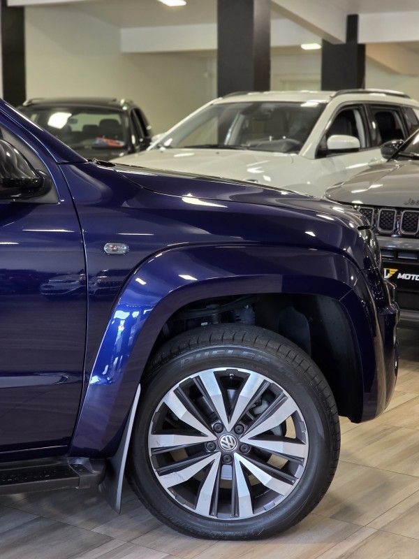 AMAROK 3.0 V6 EXTREME CD DIESEL 4X4 AT 4P AUTOMÁTICO - 2023 - CAXIAS DO SUL