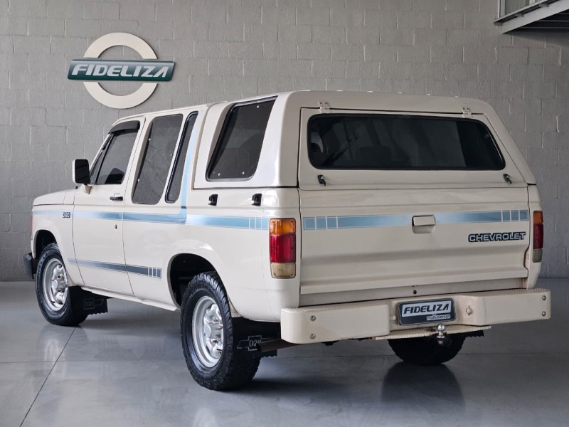 D20 4.0 CUSTOM DE LUXE CD 8V DIESEL 2P MANUAL - 1989 - FARROUPILHA