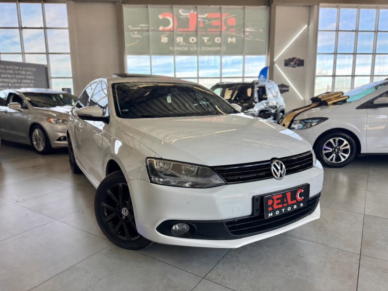 JETTA 2.0 COMFORTLINE FLEX 4P TIPTRONIC - 2014 - CAXIAS DO SUL