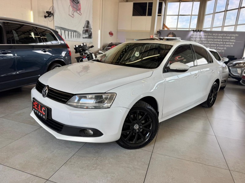 JETTA 2.0 COMFORTLINE FLEX 4P TIPTRONIC - 2014 - CAXIAS DO SUL