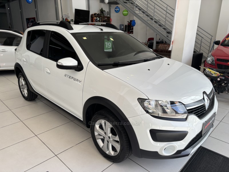 SANDERO 1.6 STEPWAY 16V FLEX 4P MANUAL - 2019 - CAXIAS DO SUL