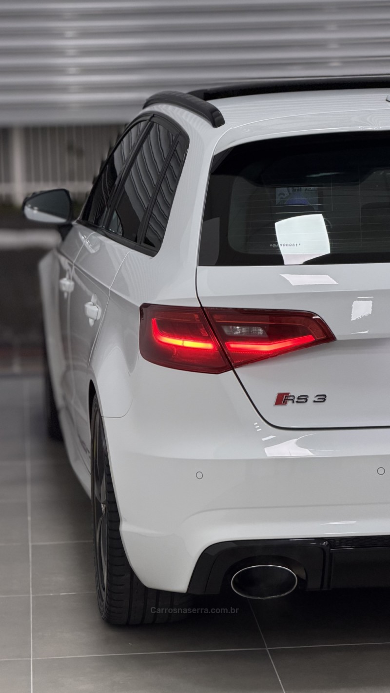 RS3 2.5 TFSI SPORTBACK QUATTRO GASOLINA 4P S-TRONIC - 2016 - FARROUPILHA