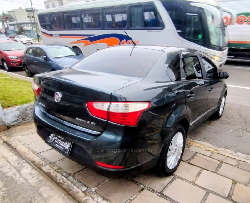 GRAND SIENA 1.6 MPI ESSENCE 16V FLEX 4P MANUAL - 2015 - CAXIAS DO SUL