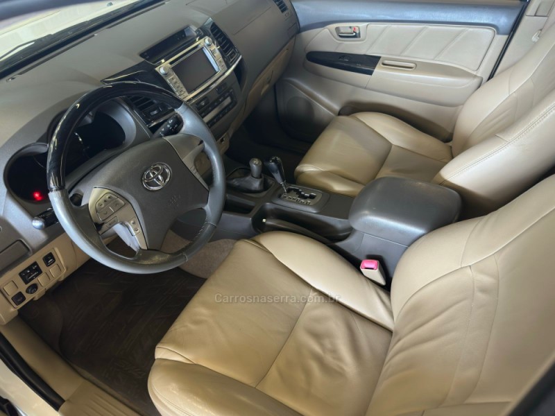 HILUX SW4 3.0 SRV 4X4 16V TURBO INTERCOOLER DIESEL 4P MANUAL - 2013 - SAPIRANGA