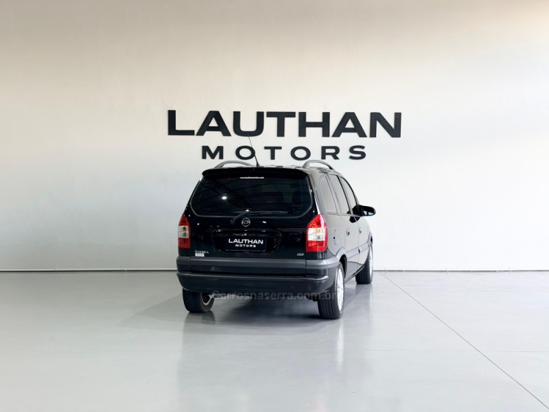 ZAFIRA 2.0 MPFI ELEGANCE 16V GASOLINA 4P AUTOMÁTICO - 2006 - NOVO HAMBURGO