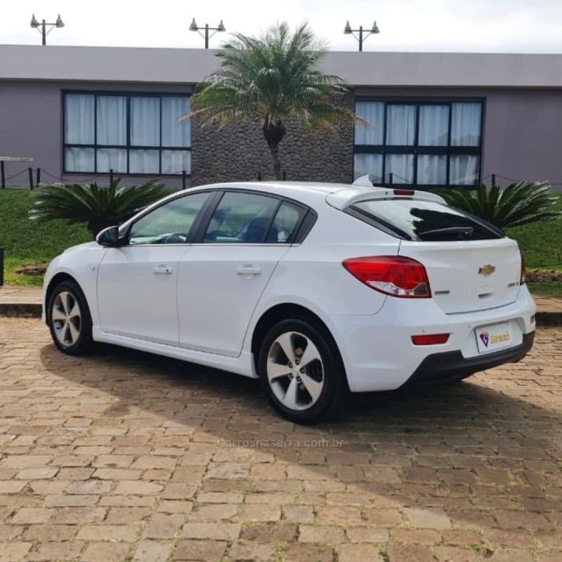 CRUZE 1.8 LT SPORT6 16V FLEX 4P MANUAL - 2013 - LAGOA VERMELHA
