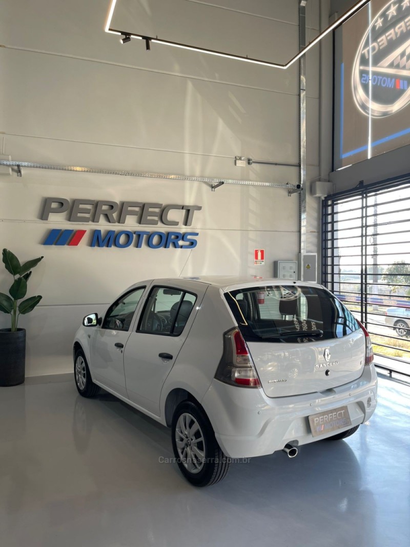 SANDERO 1.6 EXPRESSION 16V FLEX 4P MANUAL - 2014 - BENTO GONçALVES