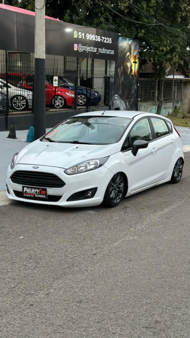 FIESTA 1.5 SE HATCH 16V FLEX 4P MANUAL - 2014 - NOVO HAMBURGO