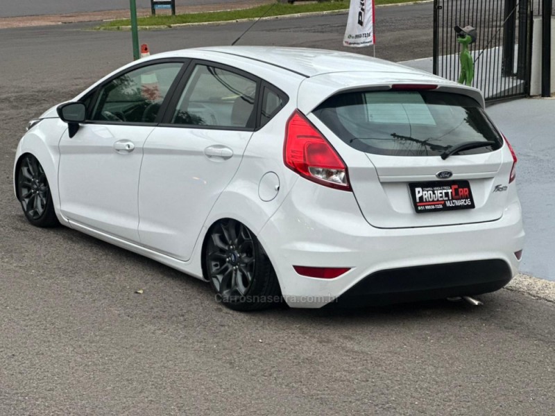 FIESTA 1.5 SE HATCH 16V FLEX 4P MANUAL - 2014 - NOVO HAMBURGO