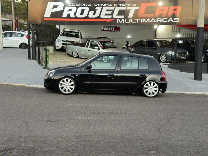 CLIO 1.0 16V FLEX 4P MANUAL