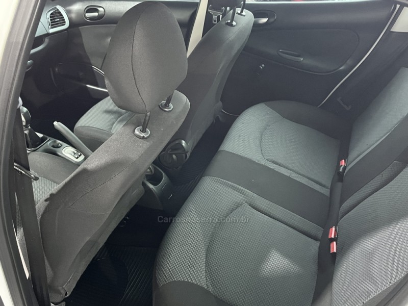 207 1.4 XR 8V FLEX 4P MANUAL - 2010 - CAXIAS DO SUL