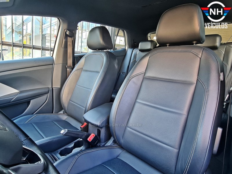 T-CROSS 1.4 HIGHLINE TSI 16V FLEX 4P AUTOMÁTICO - 2022 - NOVO HAMBURGO