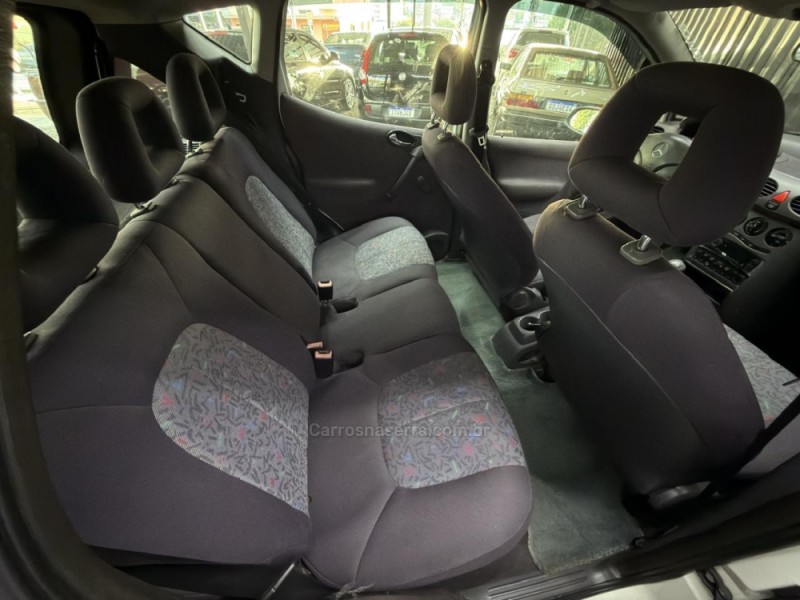 A 160 1.6 GASOLINA CLASSIC MANUAL 4P - 2002 - CAXIAS DO SUL