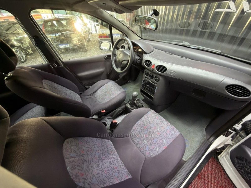 A 160 1.6 GASOLINA CLASSIC MANUAL 4P - 2002 - CAXIAS DO SUL