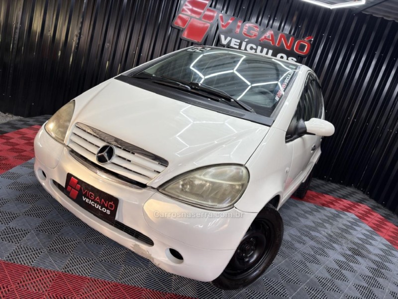 A 160 1.6 GASOLINA CLASSIC MANUAL 4P - 2002 - CAXIAS DO SUL