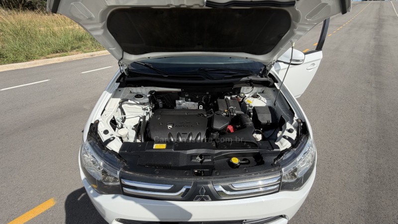 OUTLANDER 2.0 16V GASOLINA 4P AUTOMÁTICO - 2014 - VILA FLORES